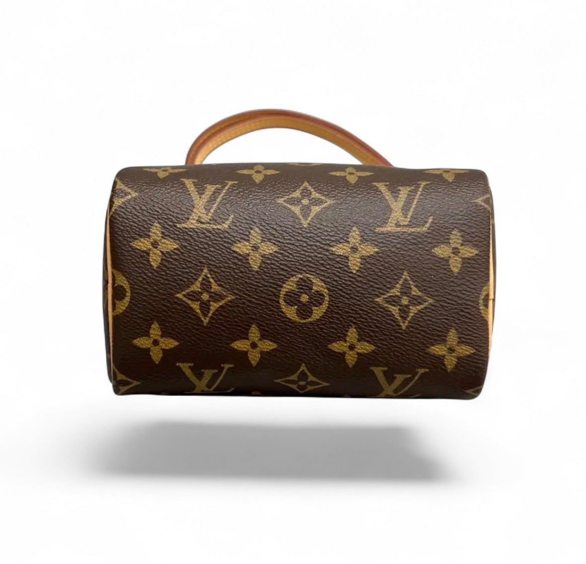 Louis Vuitton ￼