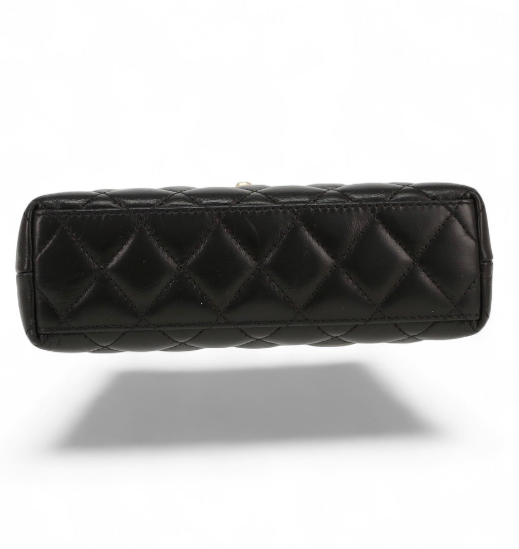 Chanel ￼