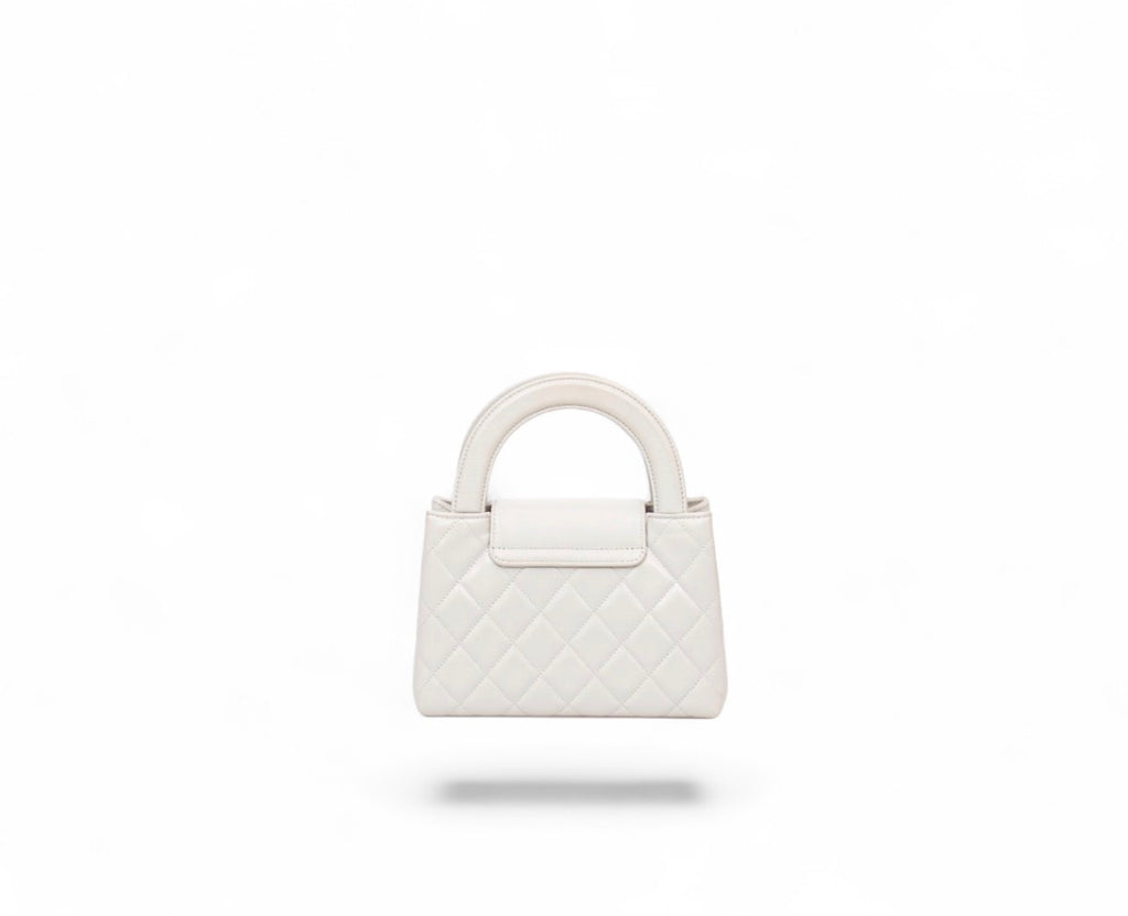 Chanel ￼